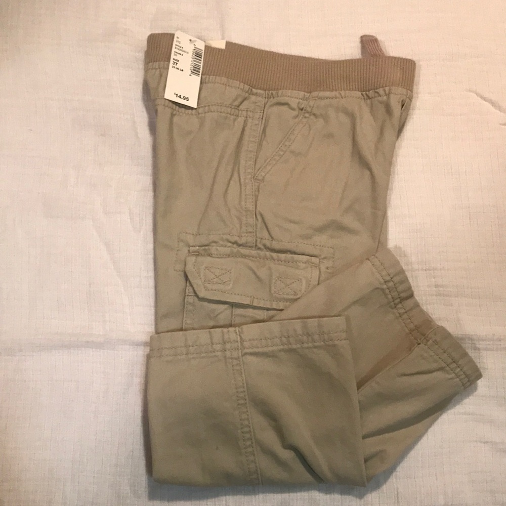 Children’s Place NWT Khaki Cargo Pants Toddler 3T